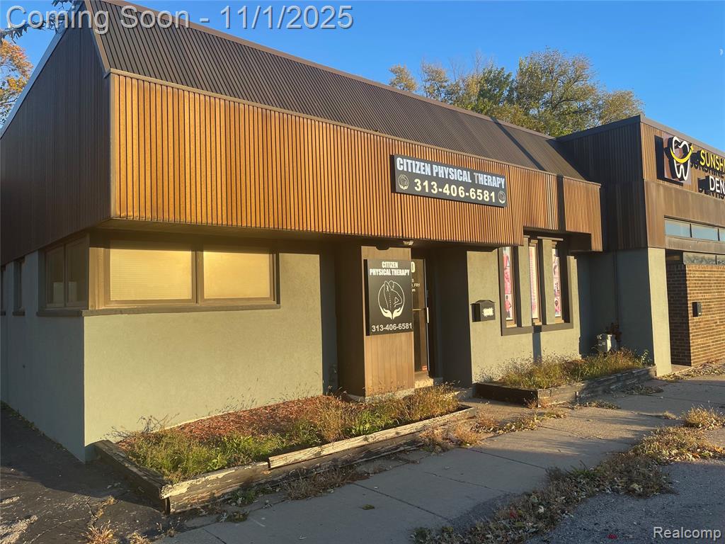 530 N Telegraph Road, Dearborn, MI 48128 — front exterior