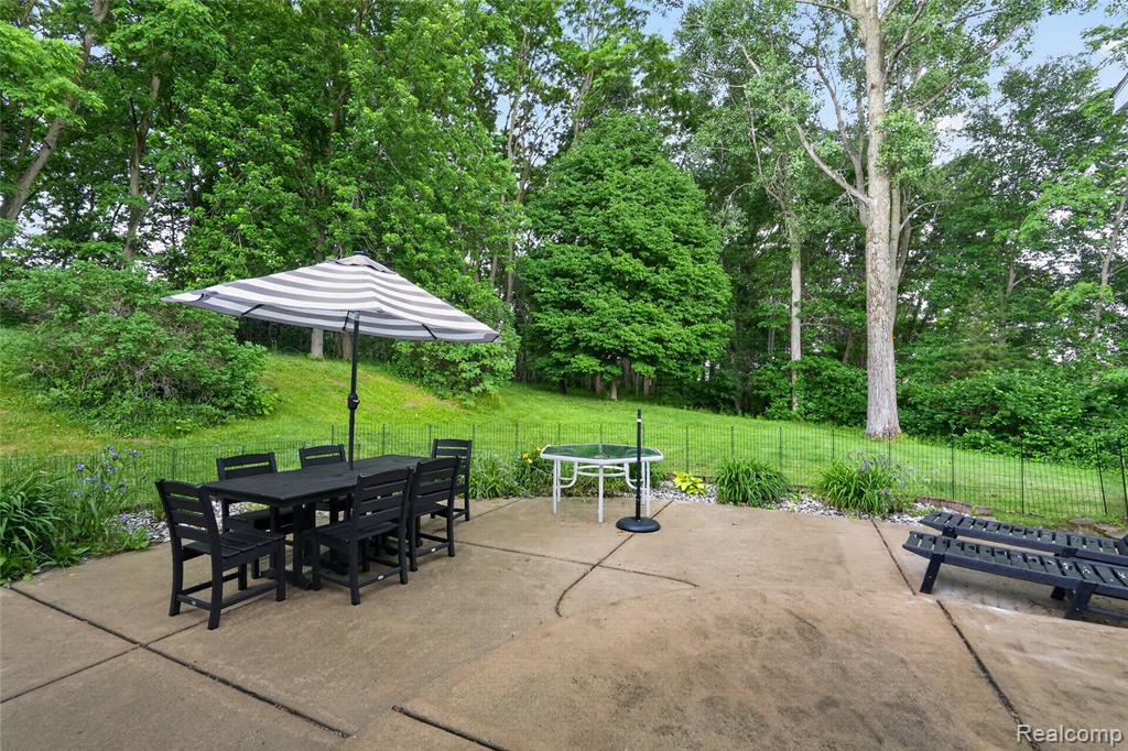 8655 Joey Drive, Pinckney, MI 48169 — Photo 48