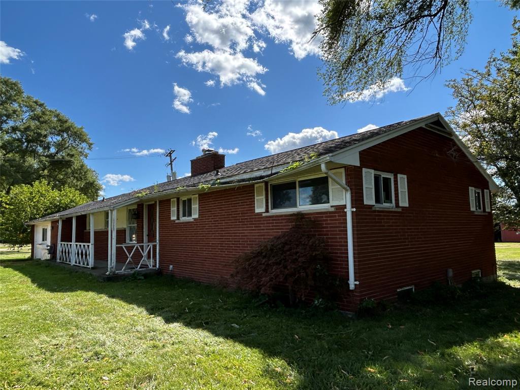 16465 Almont, Allenton, MI 48002 — Photo 10