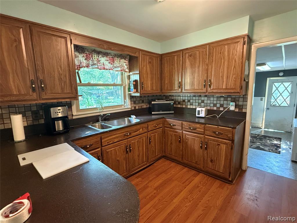 4204 Weston Drive, Burton, MI 48509 — Photo 6
