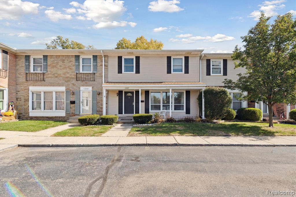13365 LAKE POINT Boulevard, Belleville, MI 48111 — Photo 5