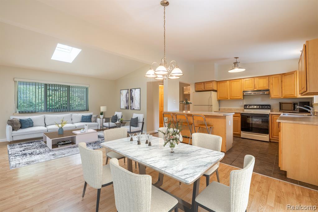 9920 DEXTER PINCKNEY Road, Pinckney, MI 48169 — Photo 5