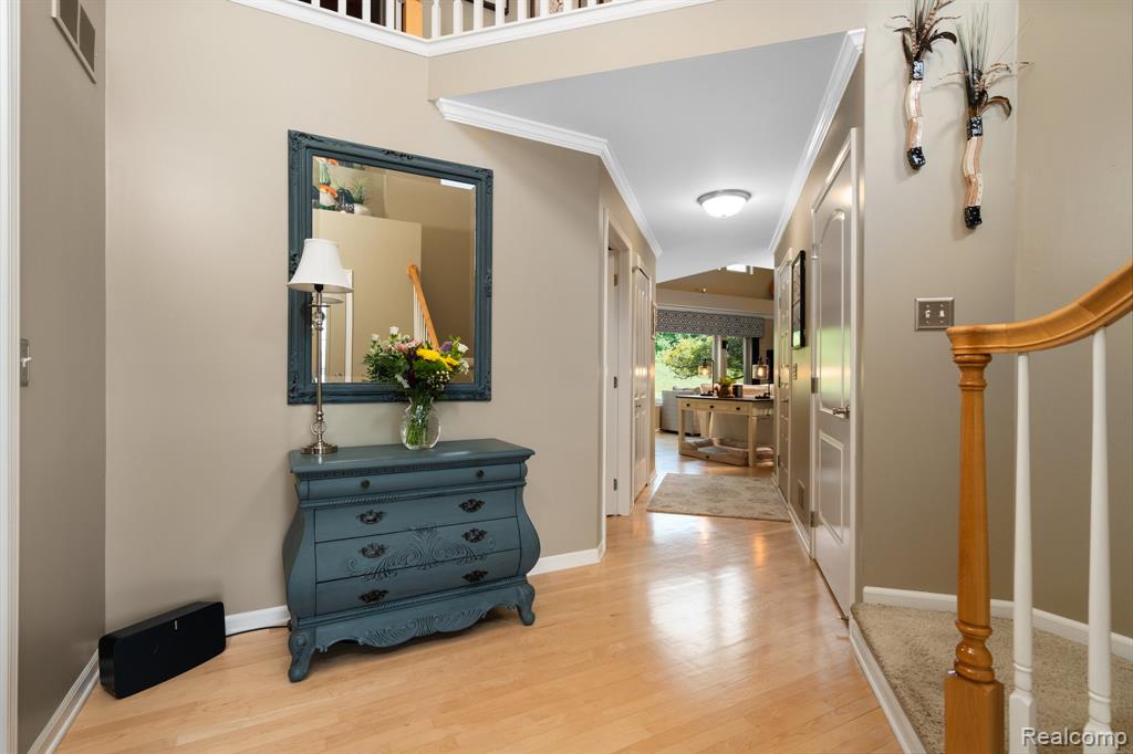 620 Olivia Drive, Milford, MI 48381 — Photo 18