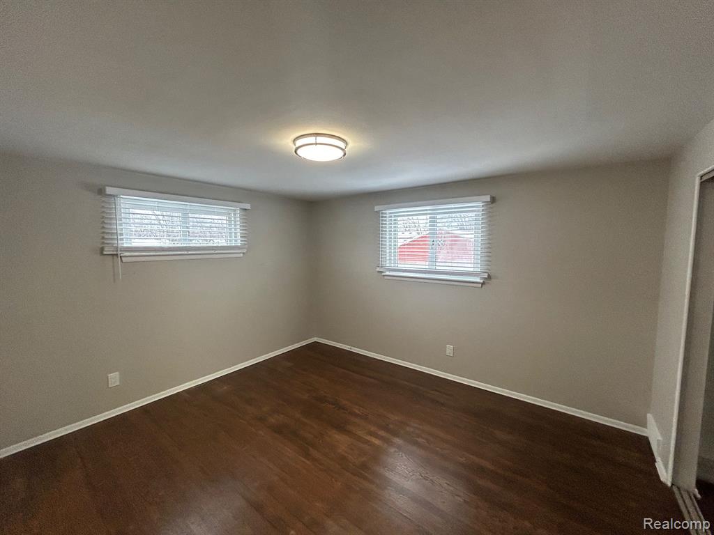 4472 BUCHANAN Avenue, Warren, MI 48092 — Photo 9