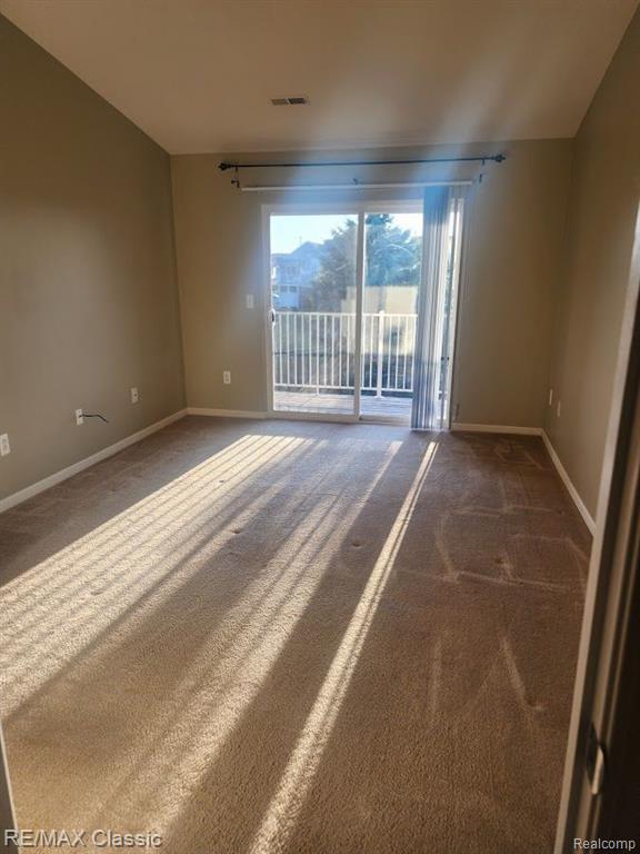 44275 PRINCETON Drive, Clinton Twp, MI 48038 — Photo 21