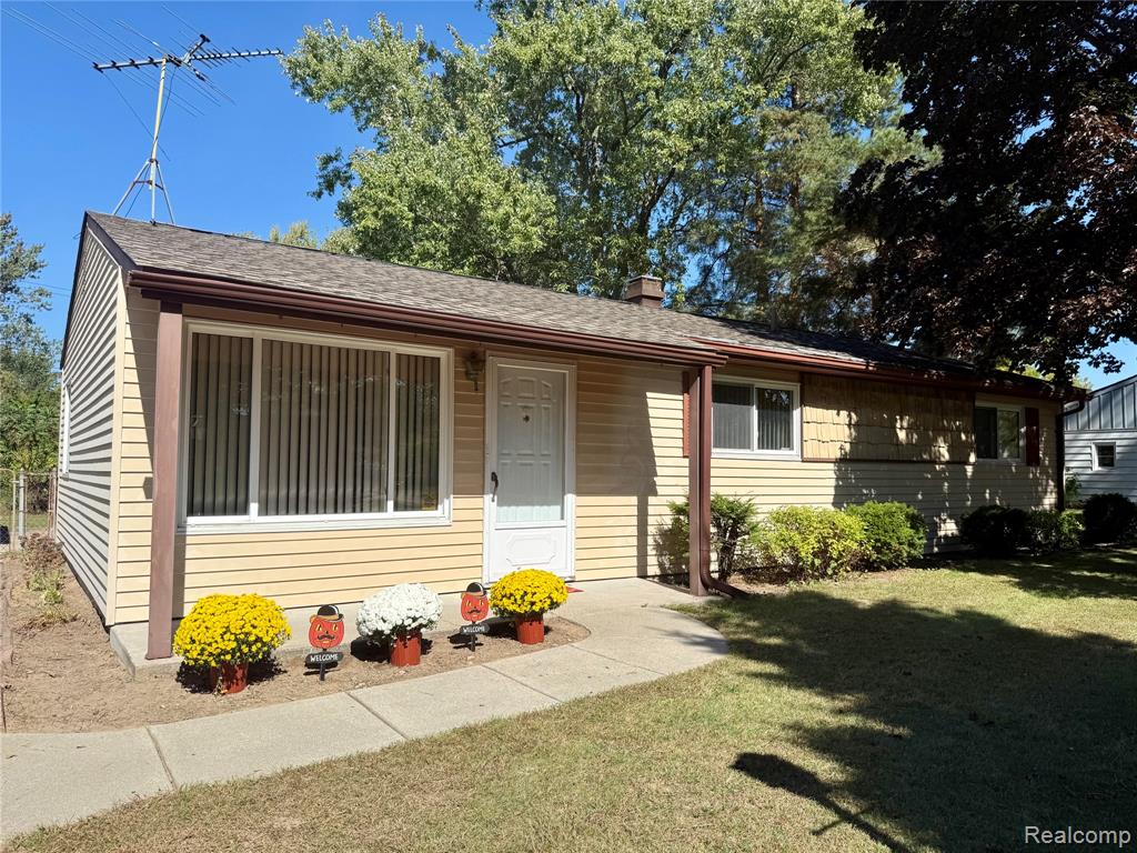 4730 Pinedale Avenue, Clarkston, MI — Photo 3