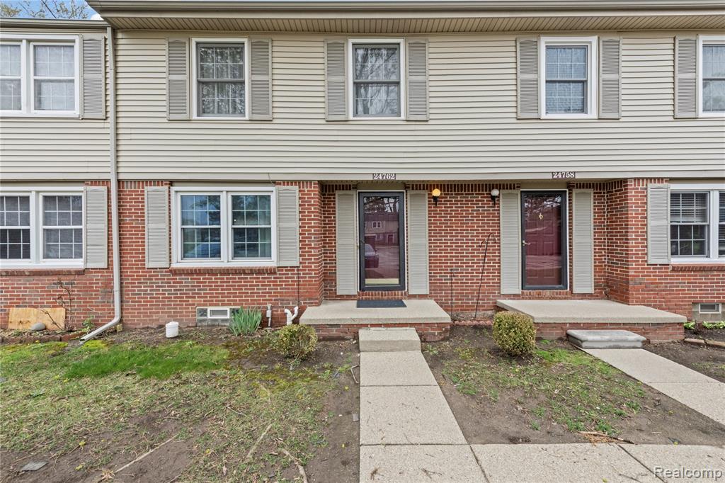 24762 Bashian Drive, Novi, MI — Photo 3