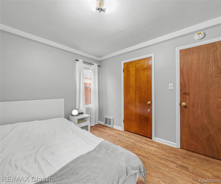 9951 Berwyn, Redford, MI 48239 — Photo 14