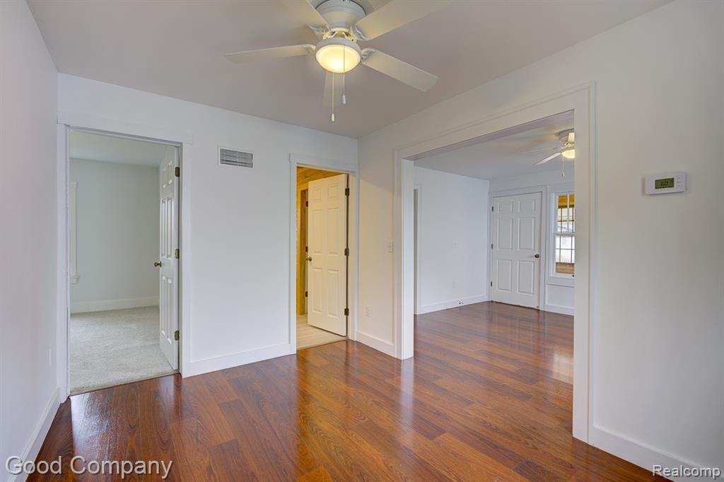 720 E Granet Avenue, Hazel Park, MI 48030 — Photo 13