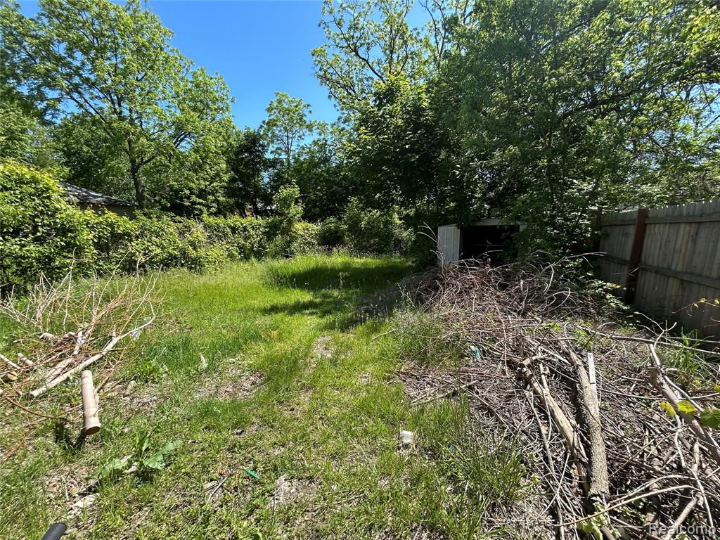 40 Dwight Avenue, Pontiac, MI 48341 — Photo 29