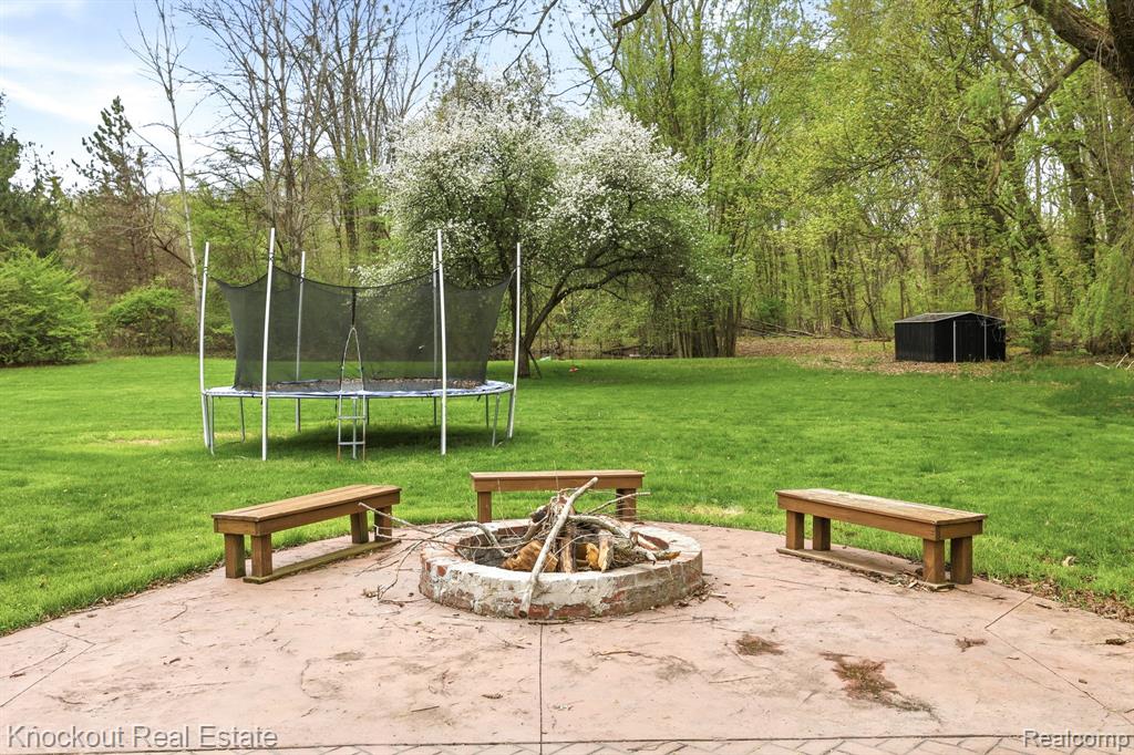 12452 Canada Road, Birch Run, MI 48415 — Photo 57