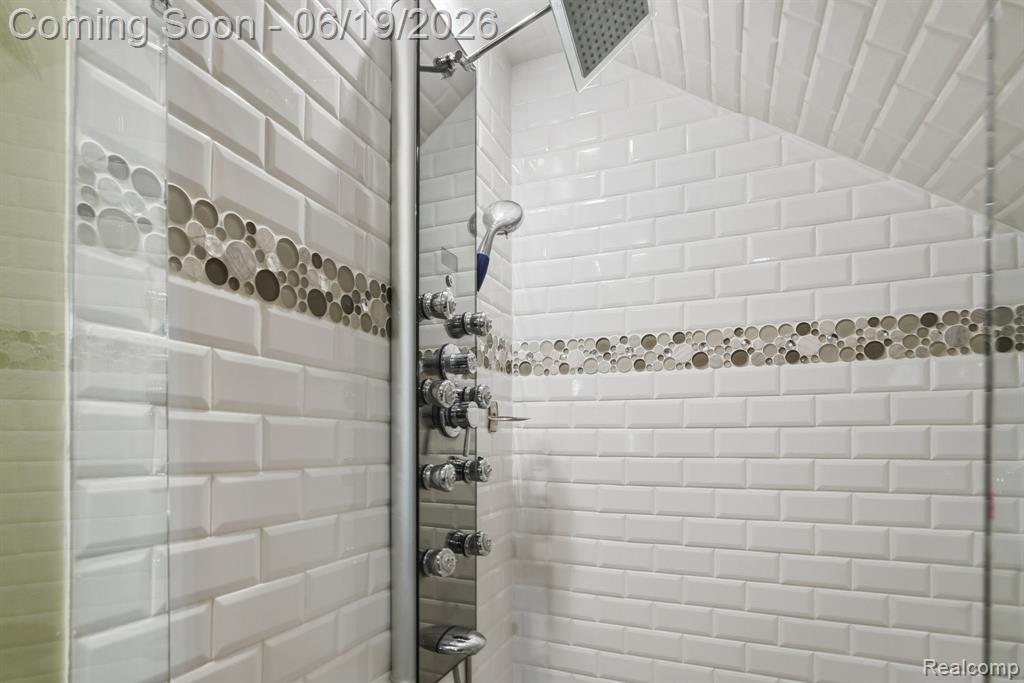 808 N Edison Avenue, Royal Oak, MI 48067 — Photo 20