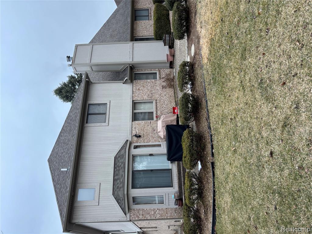 40131 Cucci Drive, Sterling Heights, MI 48313 — Photo 3