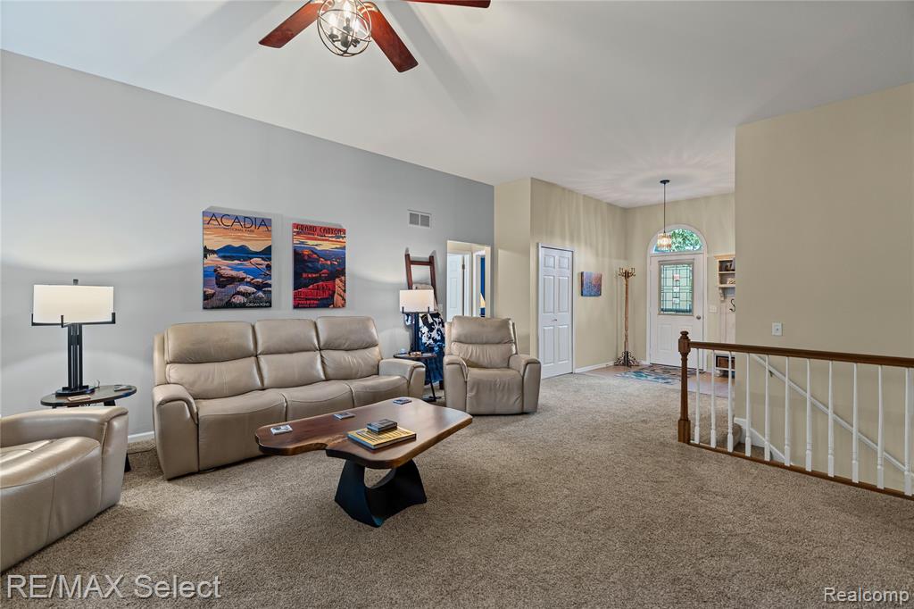 4278 Springwood Court, Fenton, MI 48430 — Photo 10