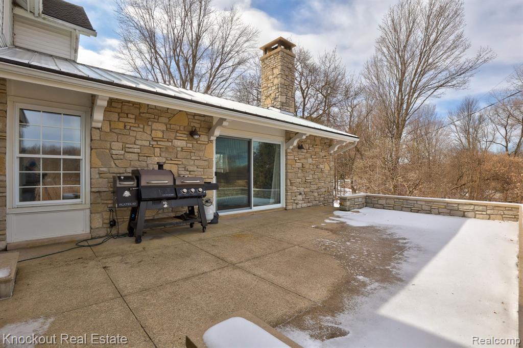 5383 Riverview Drive, Bridgeport, MI 48722 — Photo 57