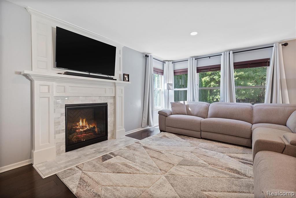 9368 Lakepointe Boulevard, Clay, MI 48001 — Photo 3