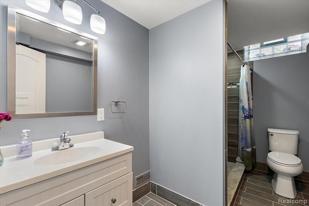 48 Starr Drive, Troy, MI 48083 — Photo 49
