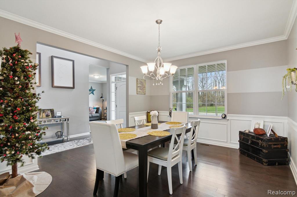 571 HUDSON Circle, South Lyon, MI 48178 — Photo 8