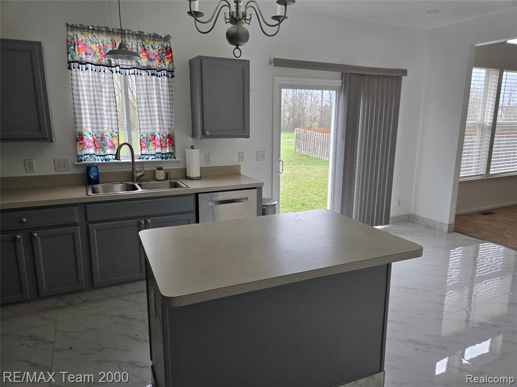 7249 Warwick Drive, Ypsilanti, MI 48197 — Photo 6