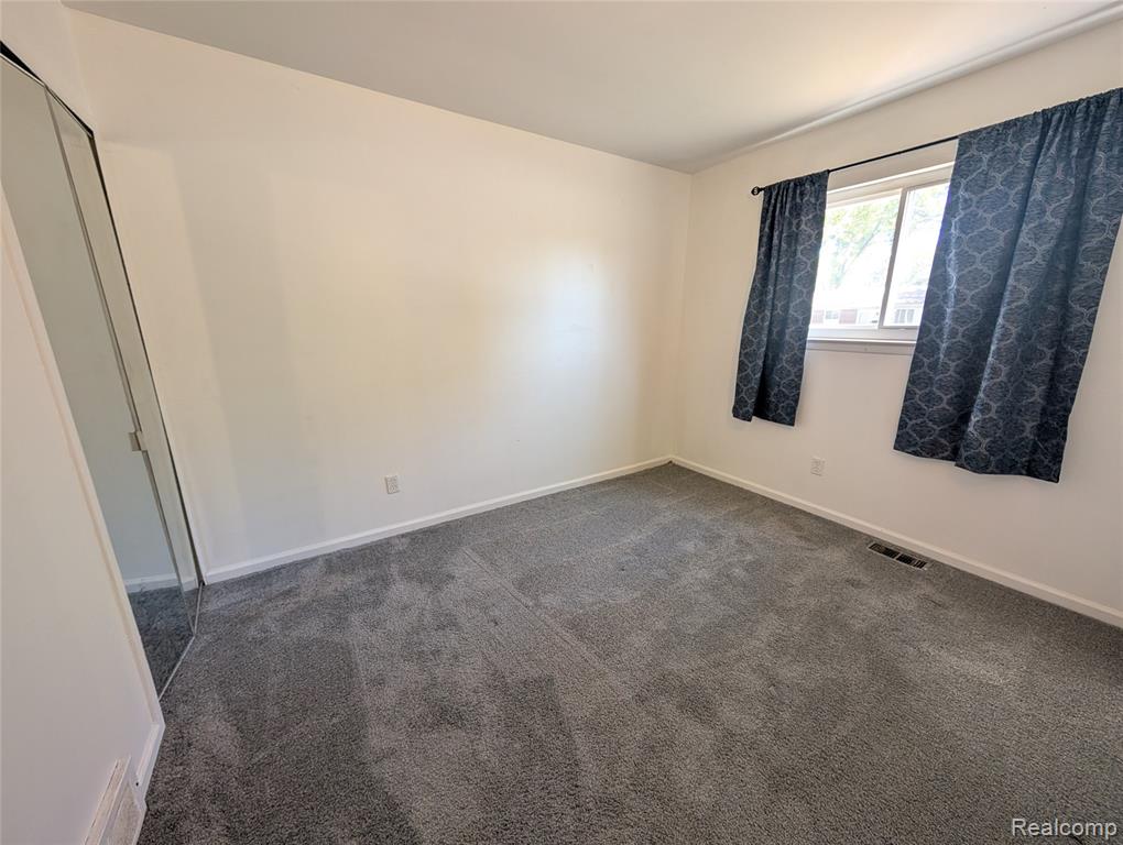 6762 Niagara Street, Romulus, MI 48174 — Photo 10