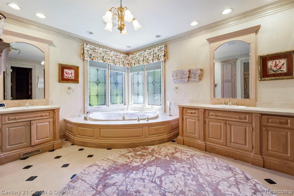 18878 Oak Leaf Lane, Northville, MI 48168 — Photo 35