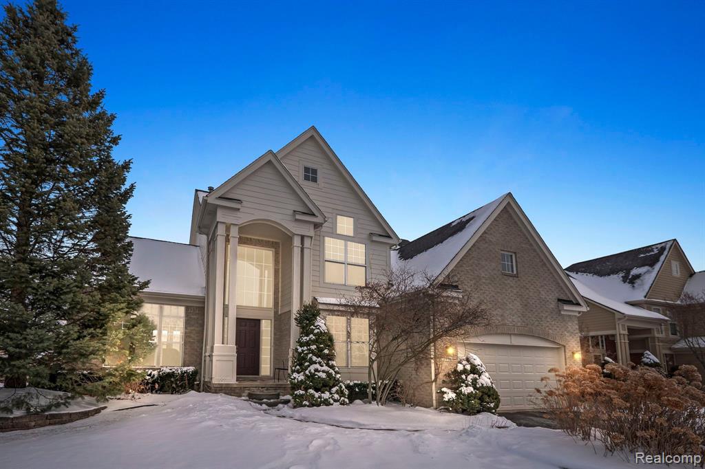 7850 TIMBERLANE Trail, West Bloomfield, MI 48323 — front exterior