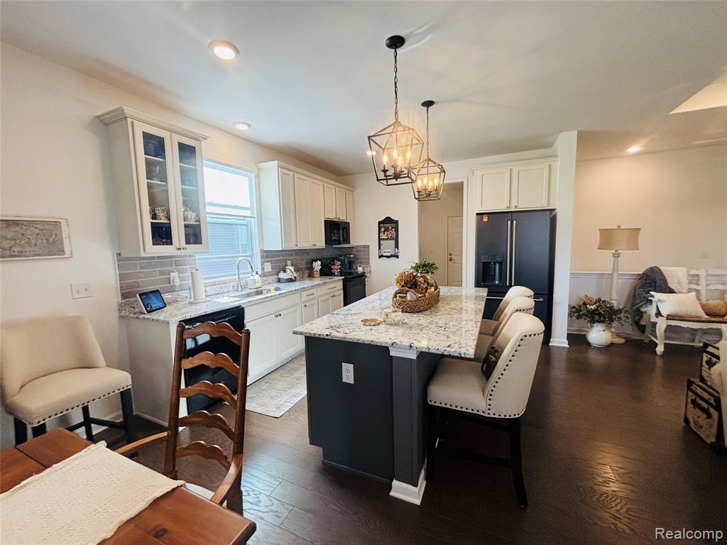 8215 Carston Lane Lane, Green Oak, MI 48116 — Photo 25