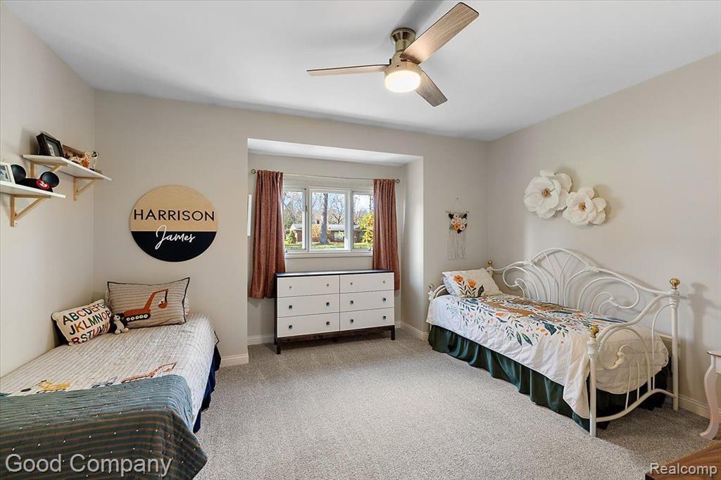 4671 BURNLEY Drive, Bloomfield Hills, MI 48304 — Photo 46