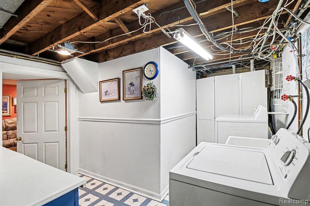 466 W Maplehurst Street, Ferndale, MI 48220 — Photo 23