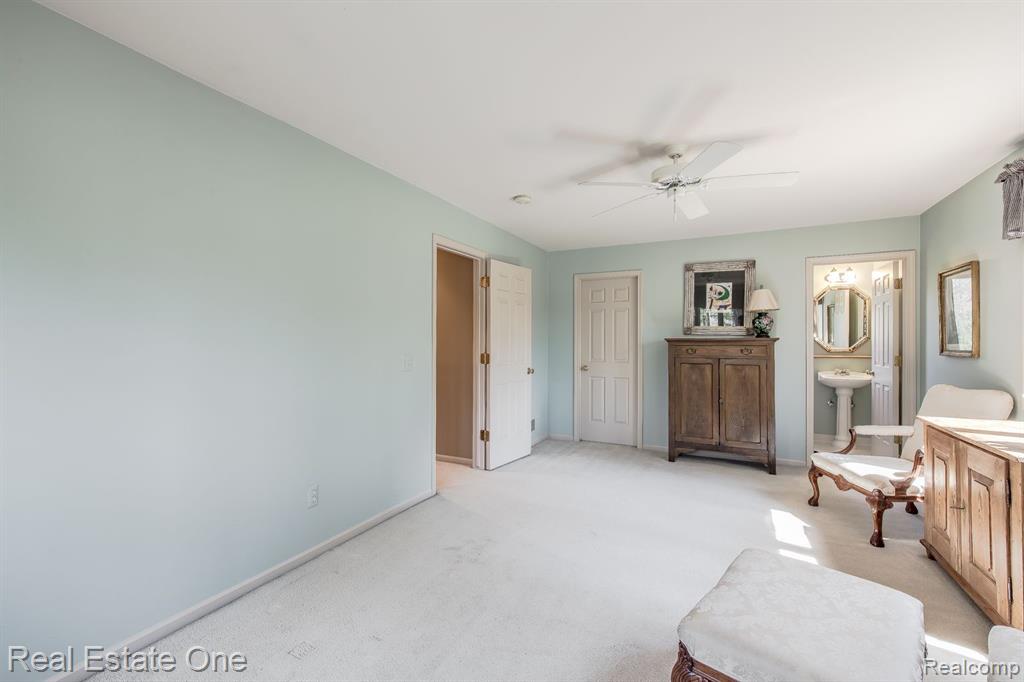 9316 LAKEBLUFF Drive, Clarkston, MI 48348 — Photo 50
