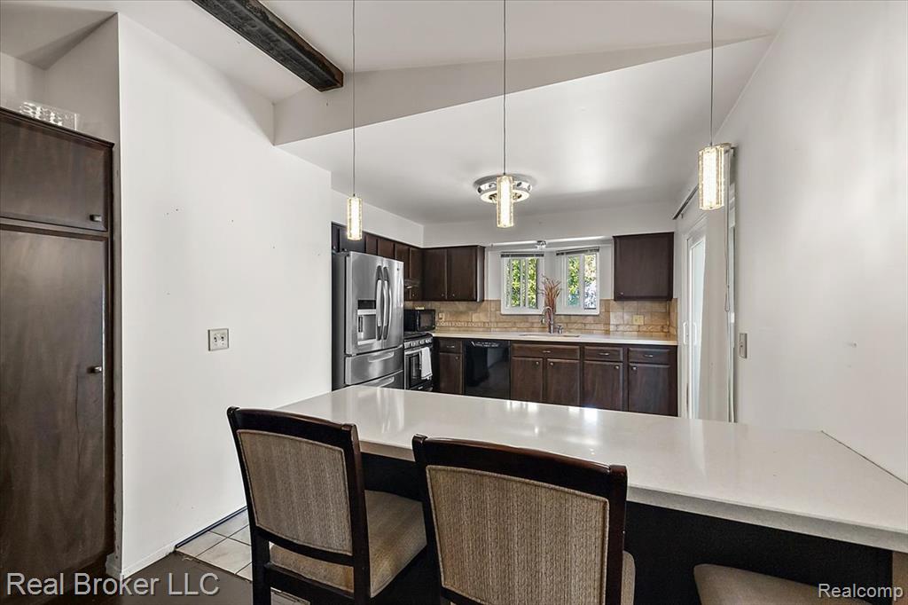 24348 Simmons Drive, Novi, MI — Photo 13