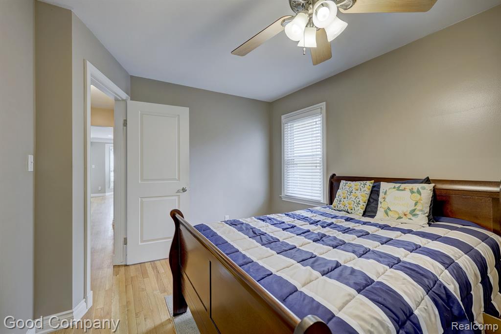 924 Marywood Drive, Royal Oak, MI 48067 — Photo 20