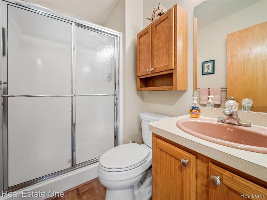 636 Vincent Street, Pinckney, MI 48169 — Photo 17