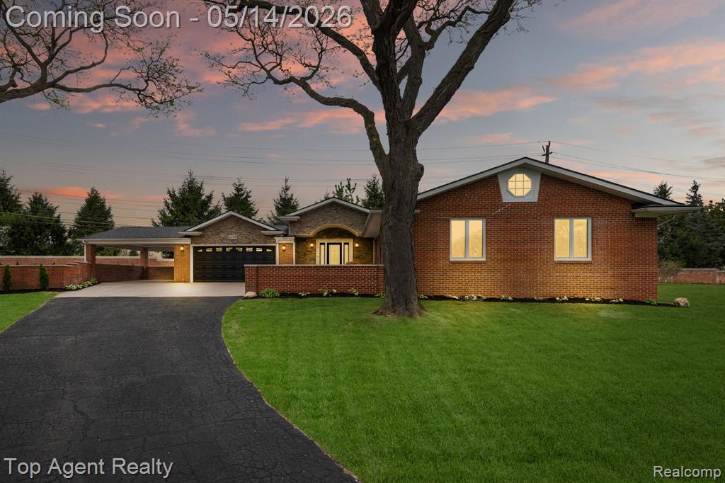 6739 White Pine Court, Bloomfield Hills, MI 48301 — Photo 2