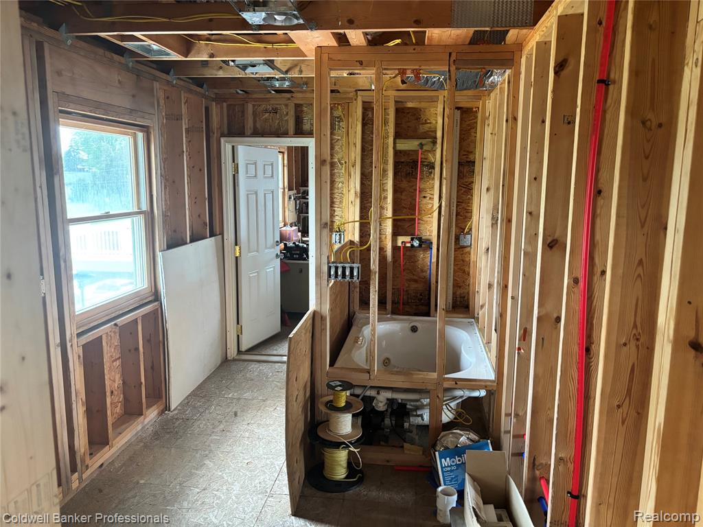 39883 Duluth Street, Harrison Township, MI — Photo 54