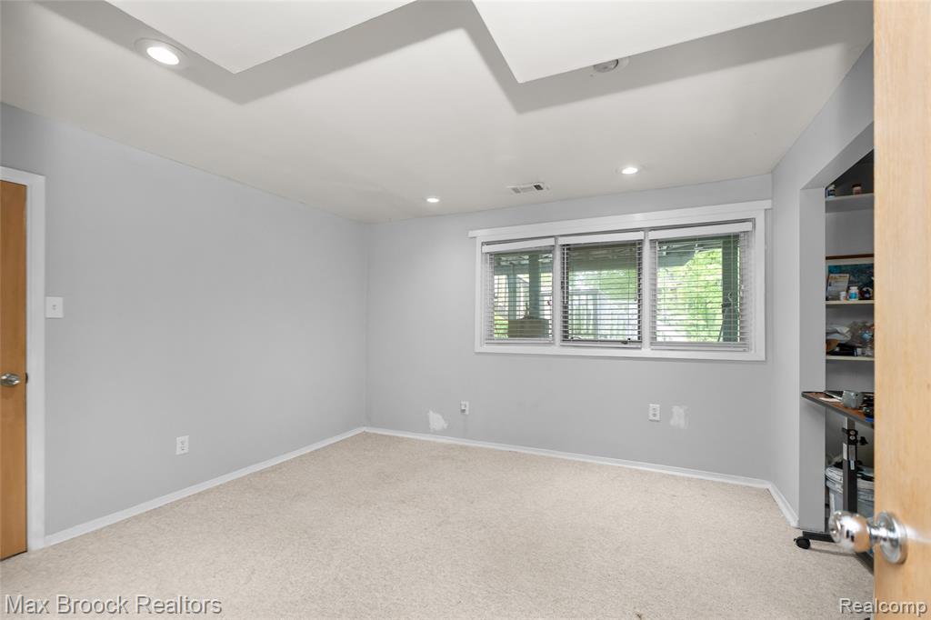 5199 Shenandoah Court, West Bloomfield, MI 48323 — Photo 66