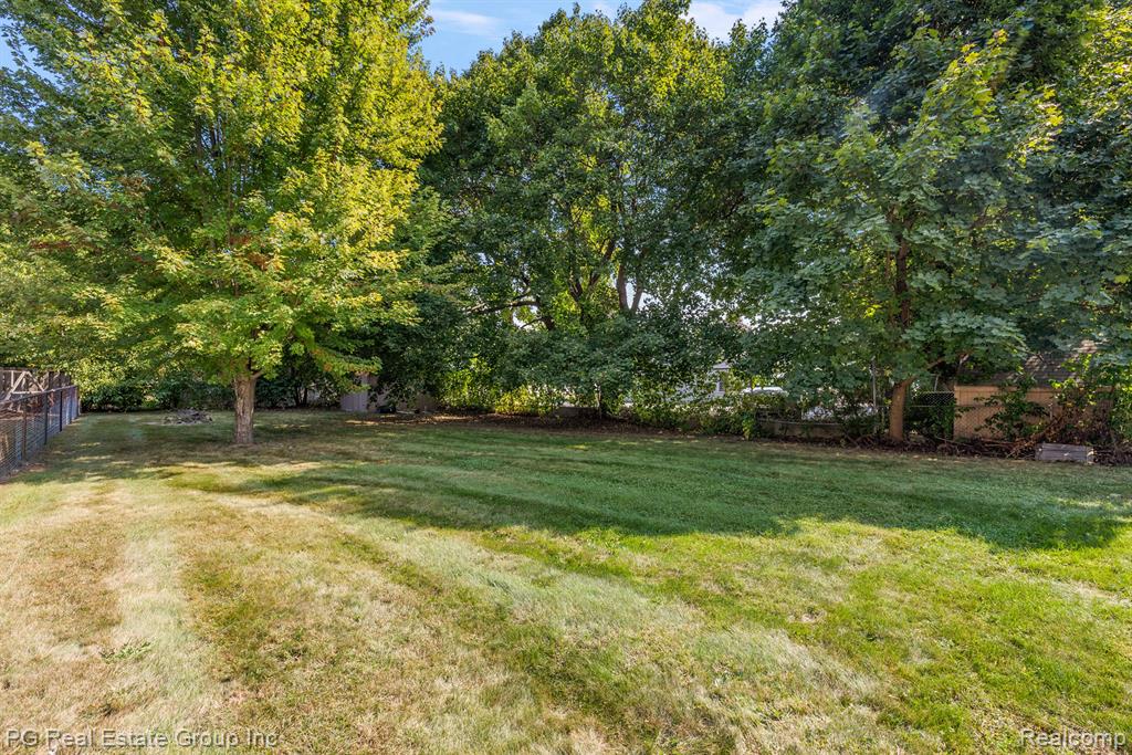 14 PLEASANT Street, Oxford, MI 48371 — Photo 50