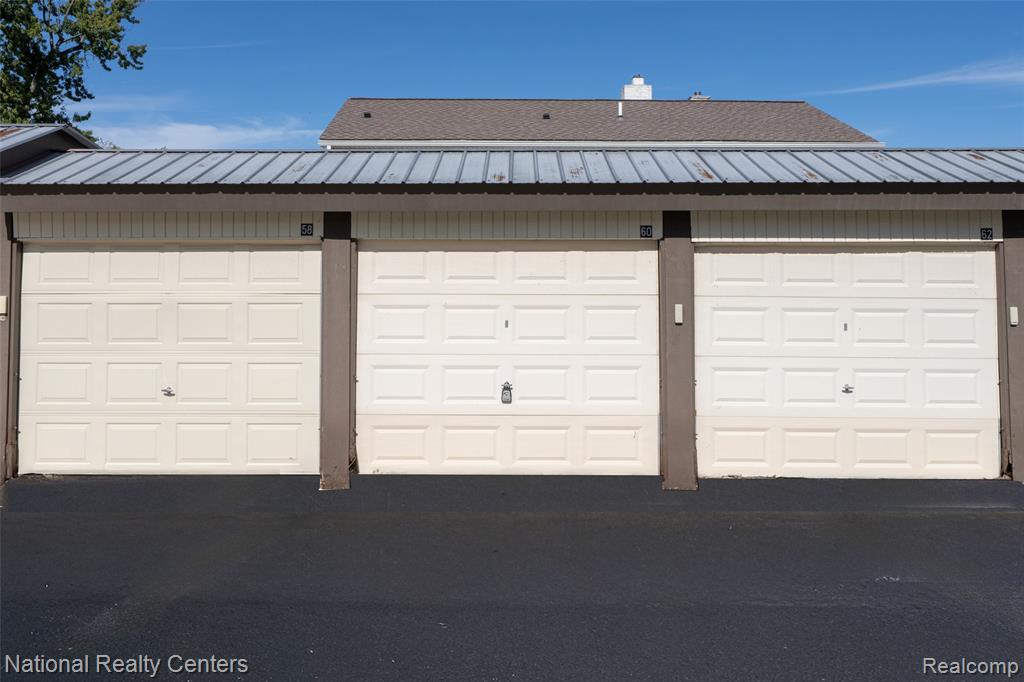 895 S Pontiac Trail, C203, Walled Lake, MI 48390 — Photo 30