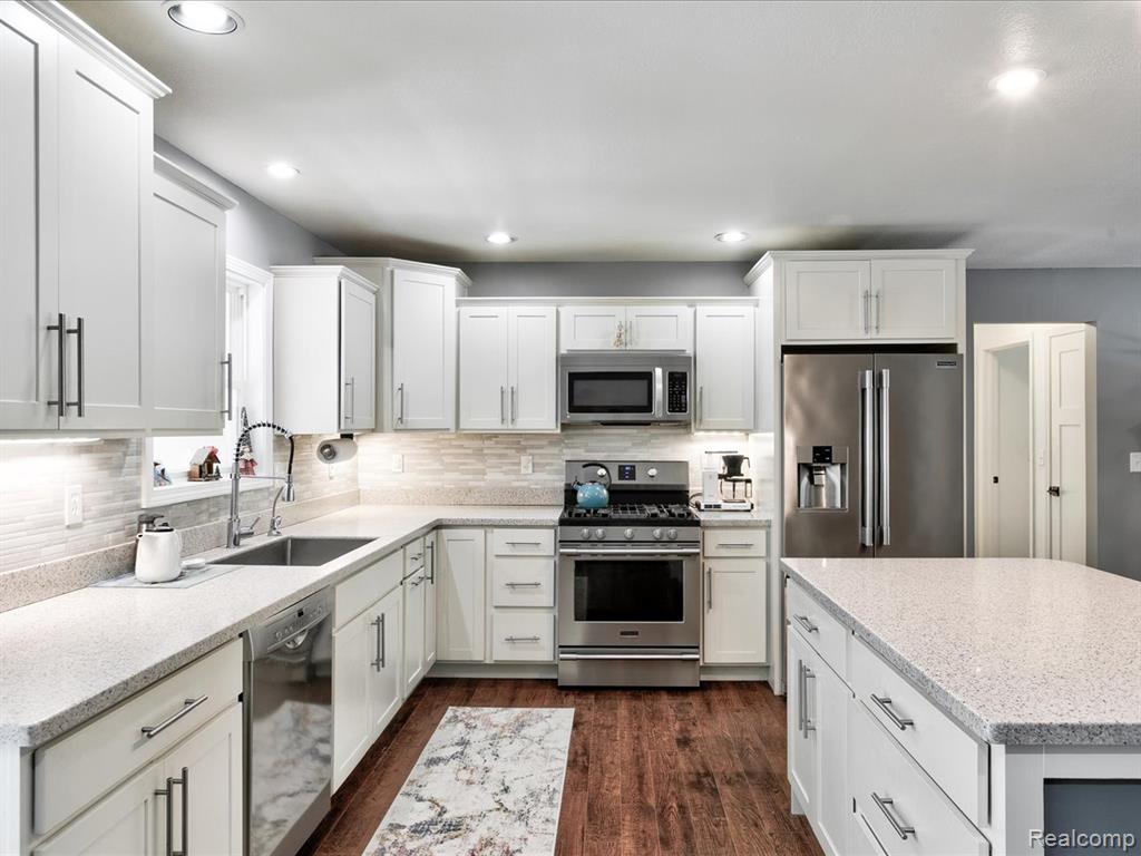 7503 Westwood Drive, Oscoda, MI 48750 — Photo 10