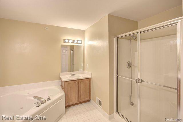 3986 Forester Boulevard, Auburn Hills, MI 48326 — Photo 17