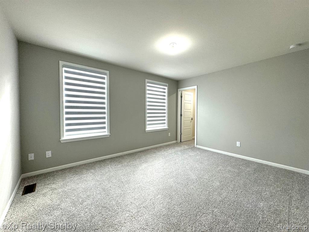 49477 Hummel Dr, Macomb, MI 48044 — Photo 30