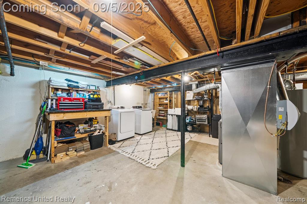 41377 Leidel Court, Northville, MI 48167 — Photo 34