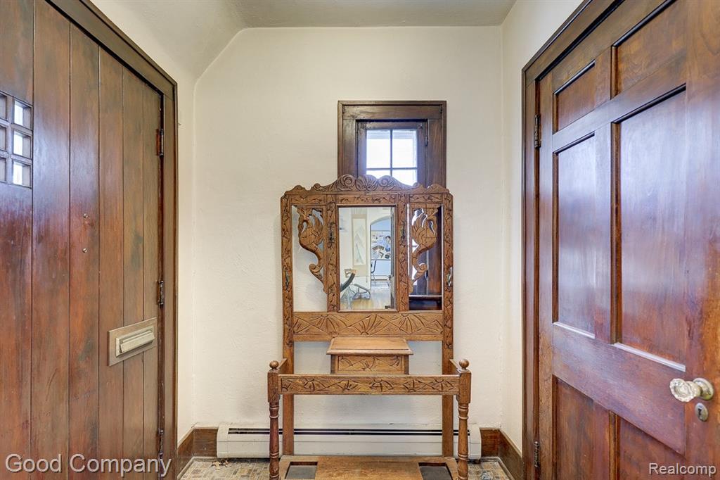 19 Oakdale Boulevard, Pleasant Ridge, MI — Photo 33