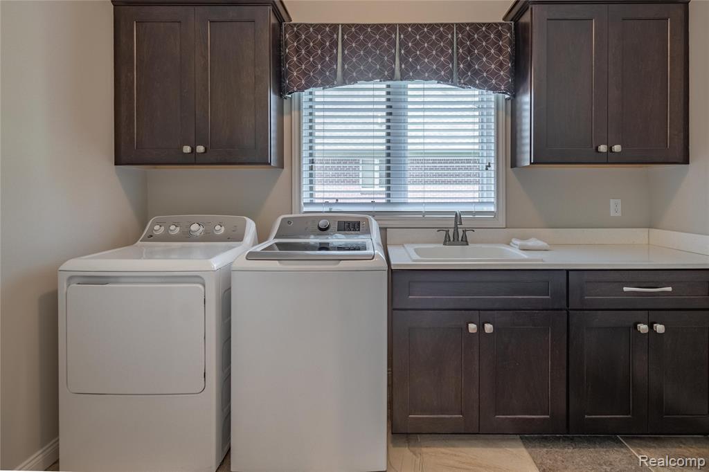 55712 Glenbrooke Drive, Shelby Twp, MI 48316 — Photo 26
