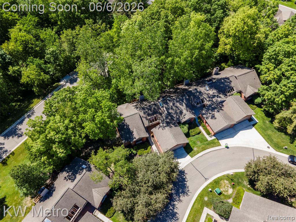 7348 Meadowridge Circle, West Bloomfield, MI — Photo 2