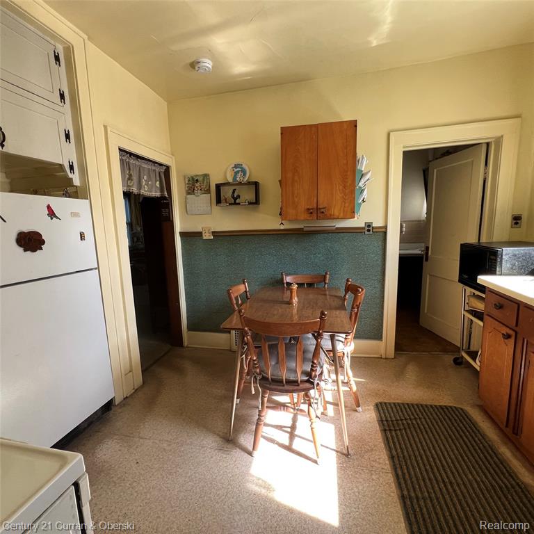 406 S Webik Avenue, Clawson, MI — Photo 14