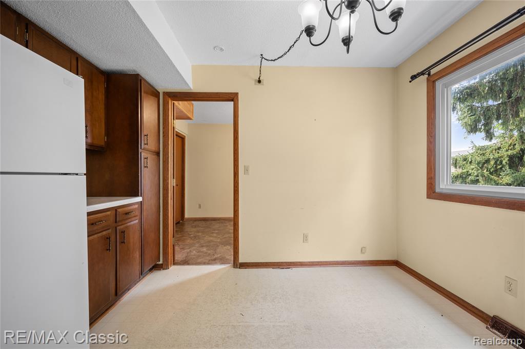 594 Maple Vista Street, Imlay City, MI 48444 — Photo 7
