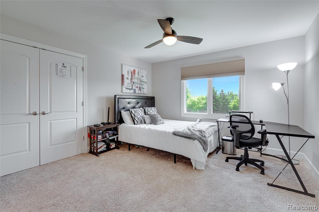47576 VALENCIA Circle, Novi, MI — Photo 66