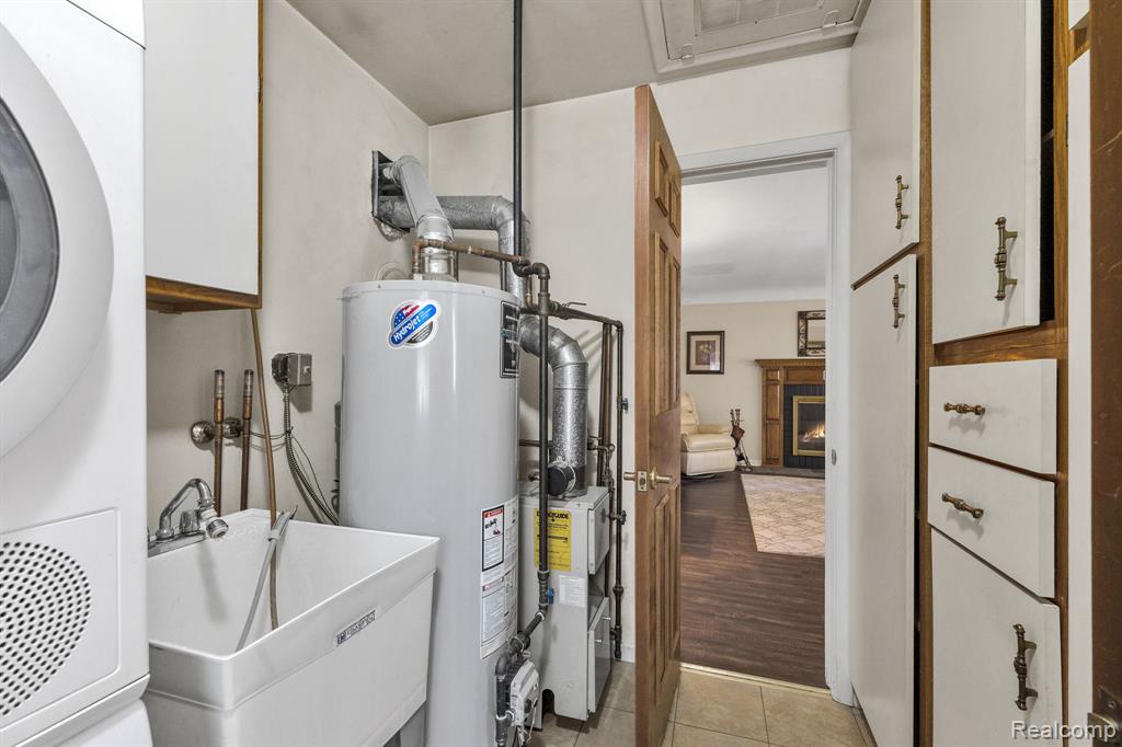 5725 Burger Street, Dearborn Heights, MI 48127 — Photo 22