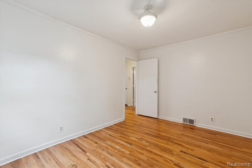 540 N York Street, Dearborn, MI 48128 — Photo 26